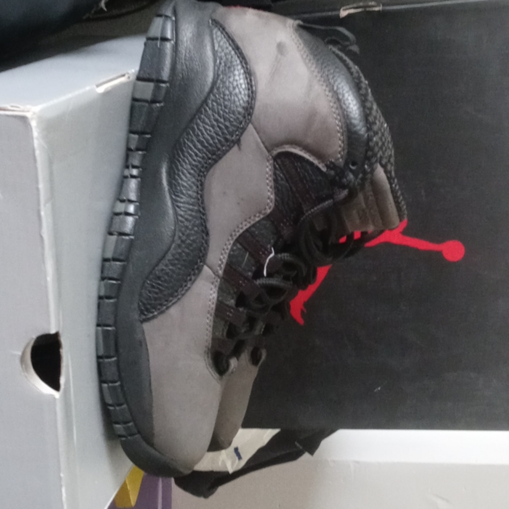 Jordan retro